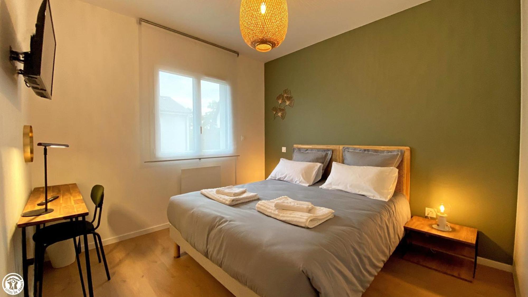 Breakislebed 3 Maisons Chu Limoges Exterior photo